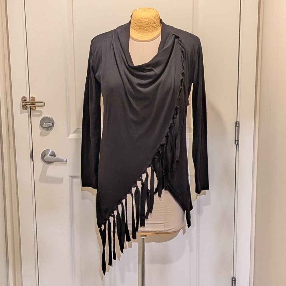 3/$30 GUC Hua Lan XL Black Fringe Drap Front Boho Western Sweater